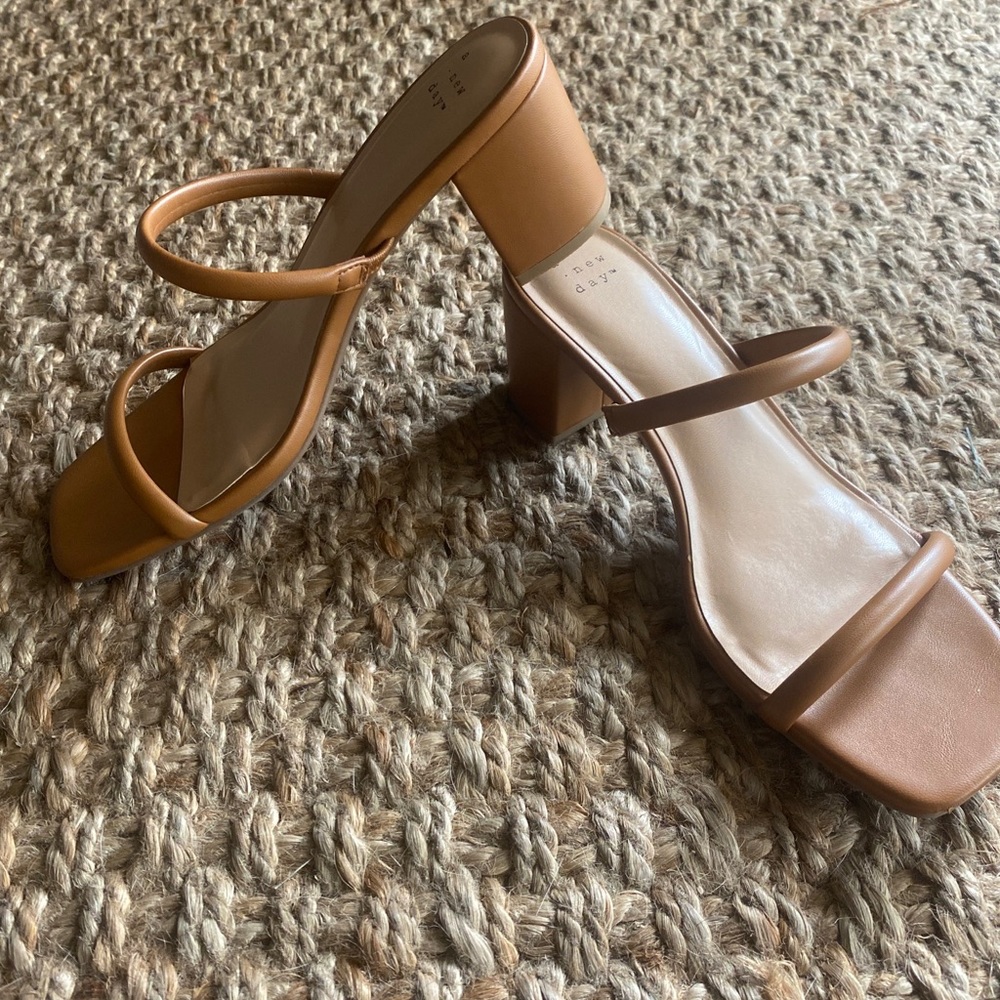 A New Day Cris Heels Sienna 8.5 sandal heels